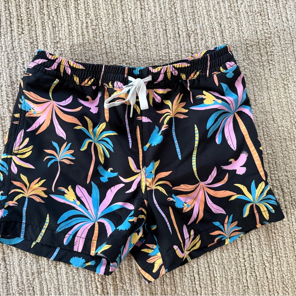 chubbies Black Tropical Palm Print Athletic Shorts